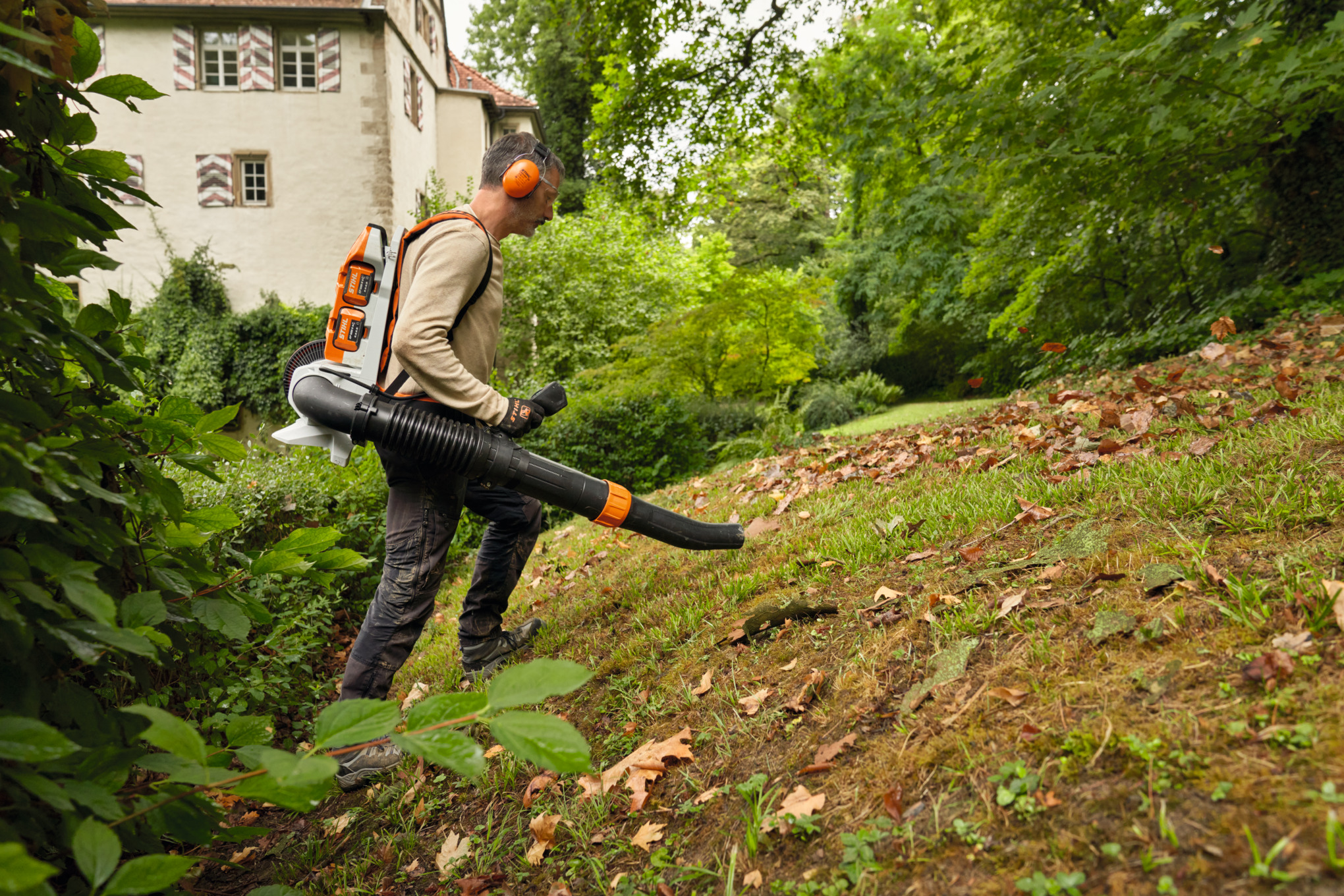 STIHL Akku-Laubbläser BGA 300
