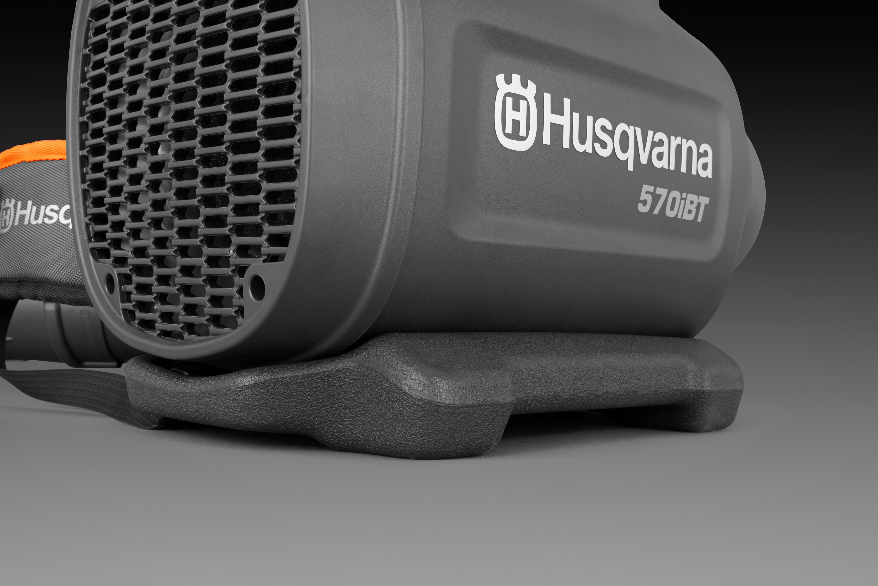 Husqvarna Akku-Laubbläser 570iBT