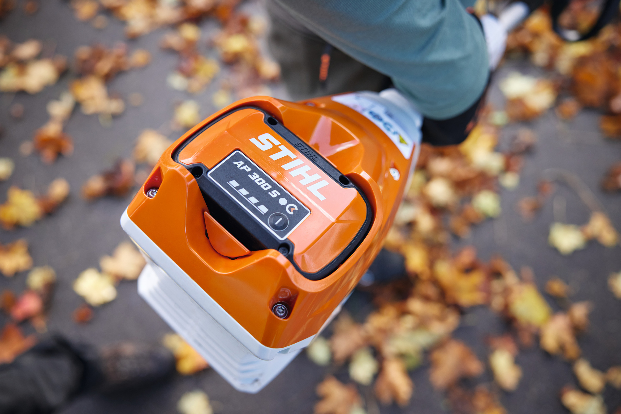 STIHL Akku-KombiMotor KMA 120 R