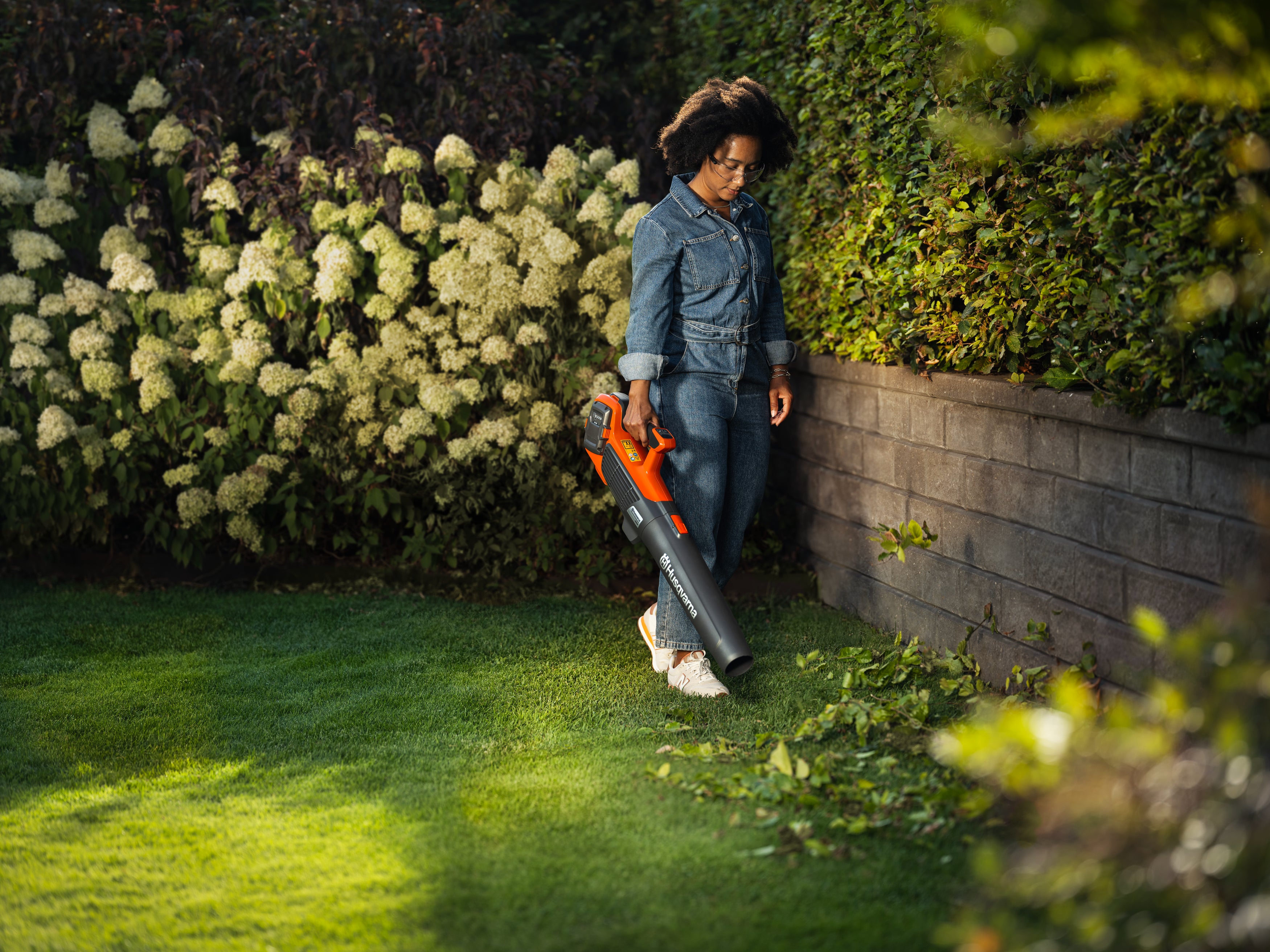 Akku-Laubbläser 122iB