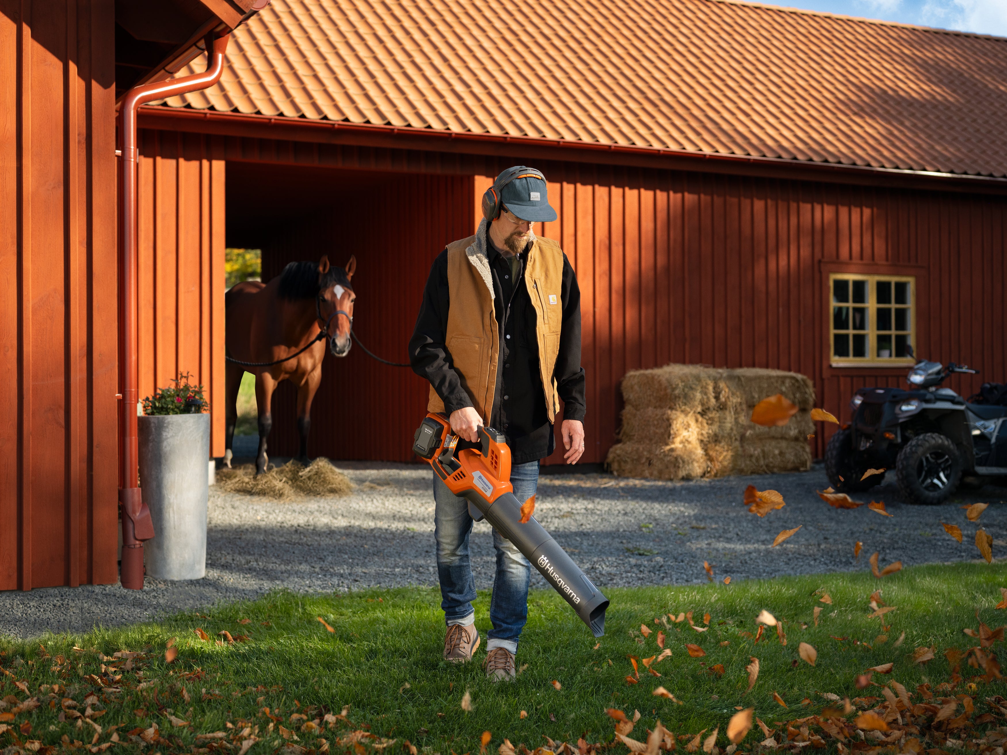 Akku-Laubbläser 335iB