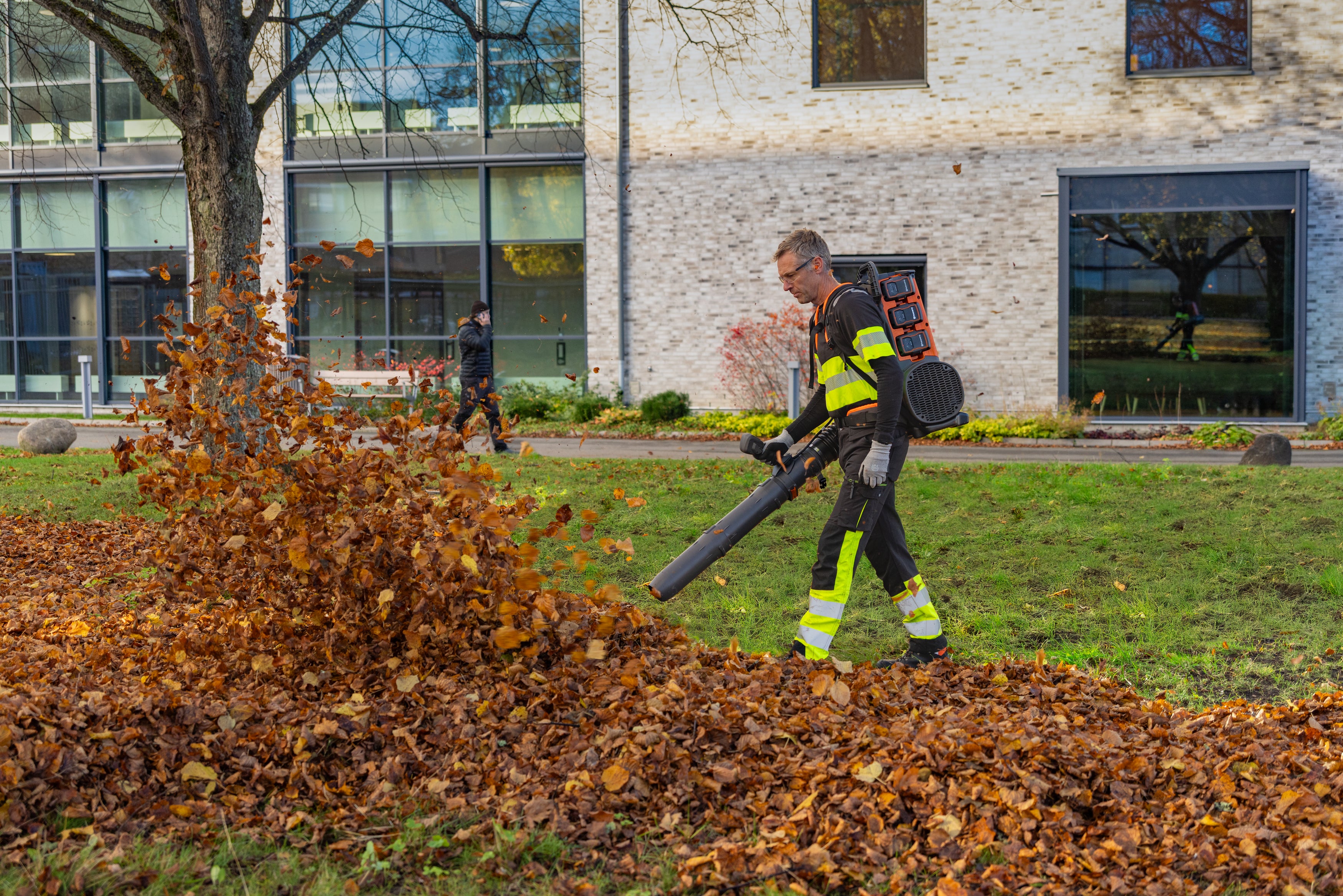 Husqvarna Akku-Laubbläser 570iBT