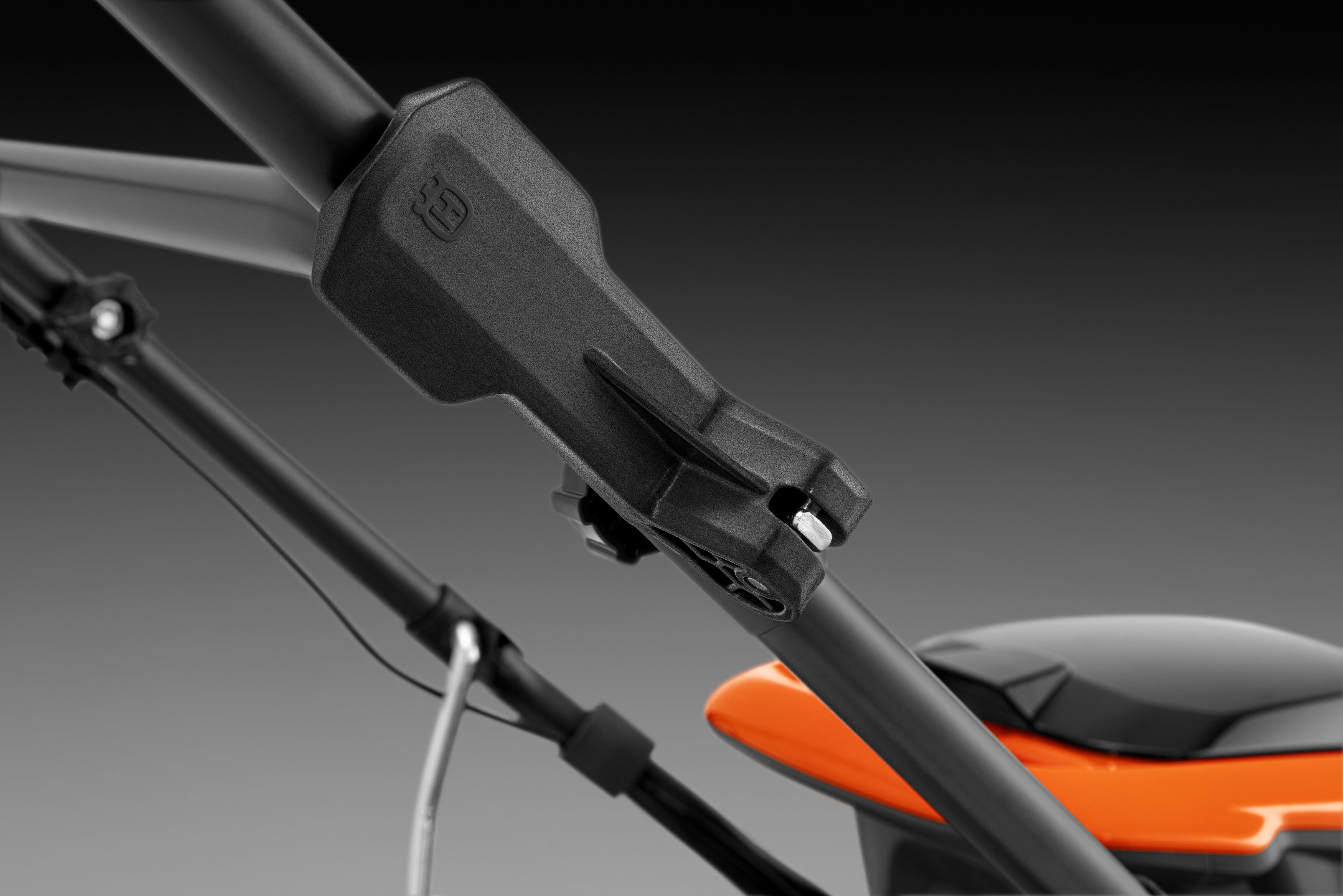 Akku-Rasenmäher LB 144i