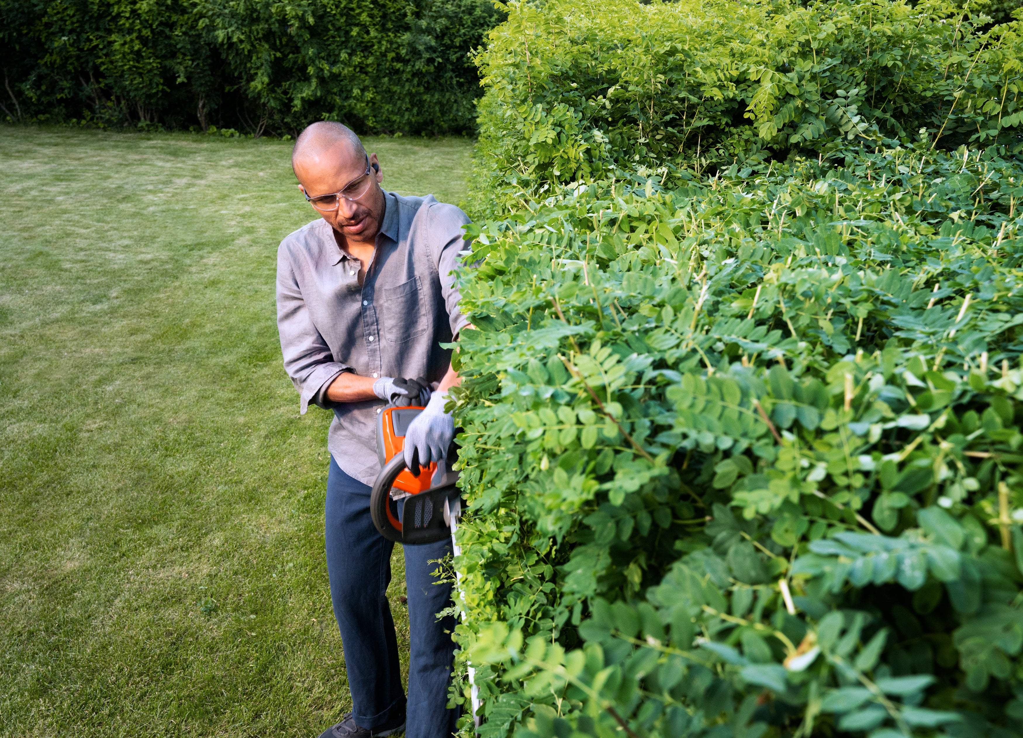 Akku-Heckenschere 215iHD45