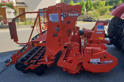 Kuhn-Kreiselegge-HRB-302D-mit-Drillmaschine