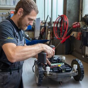 Grüning_0565_LKW_Werkstatt